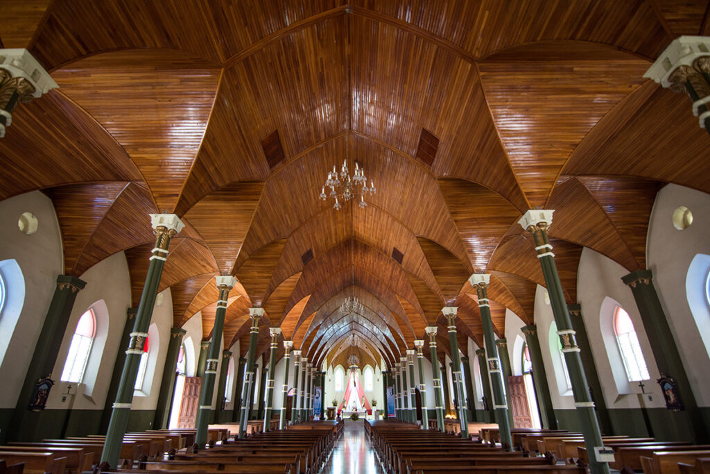lifelike group audio visual installation house of worship
