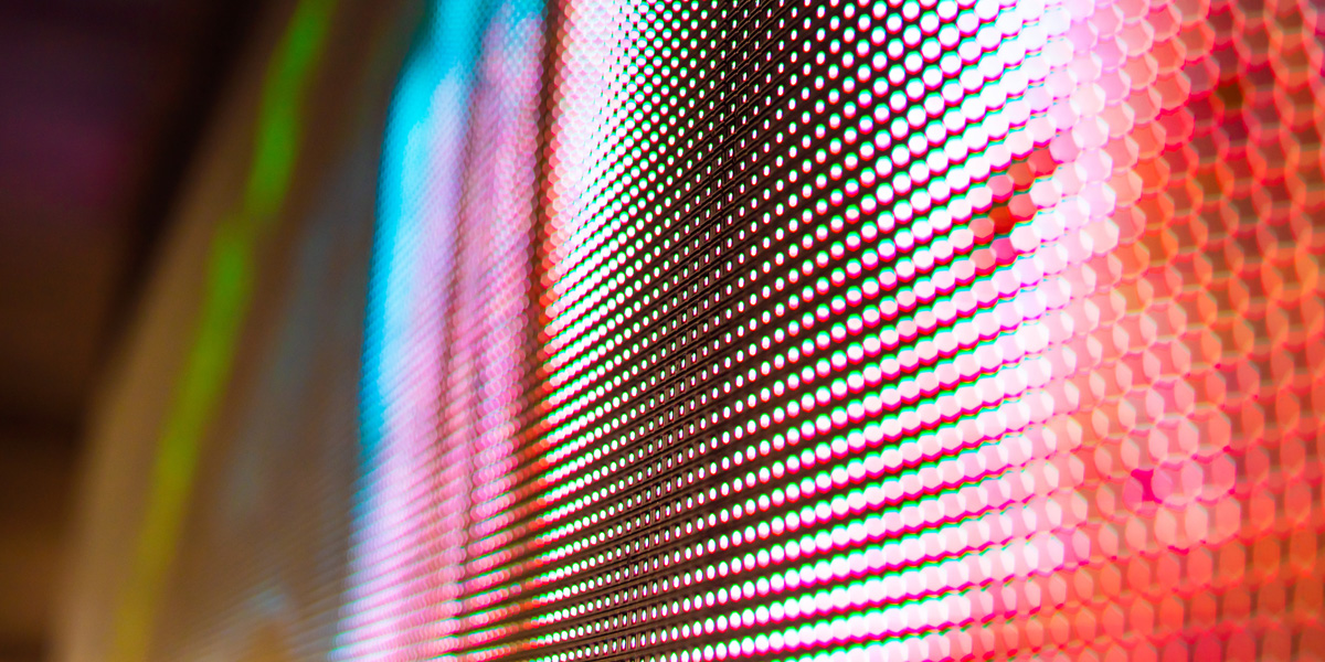 av-installation-lifelike-retail-4