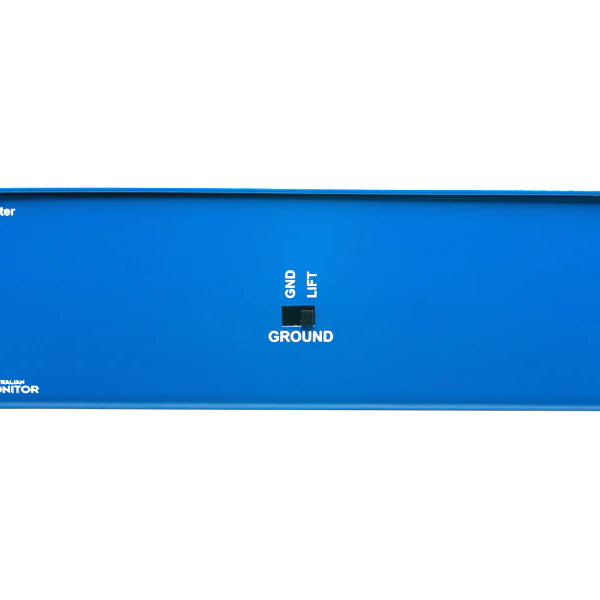 Mic level splitter with balanced XLR mic level input